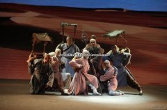 Kumarajiva and Faxian